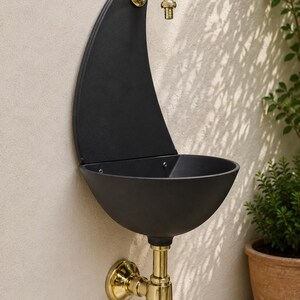 Luna Wall Fountain – Aluminum Garden Fountain with Brass Tap and Siphon | Made in Italy | Outdoor Wall Fountain Ottone Lucido