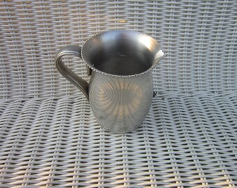 Vintage Creamer, Aluminum Creamer , Everlast Aluminum, Everlast creamer, everlast pitcher, aluminum pitcher,
