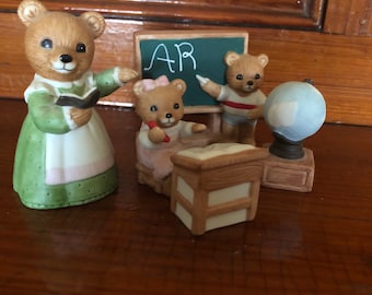 Homco  1409 School House Bears Teacher, Boy Student, Blackboard, Globe, Girl Student at Desk