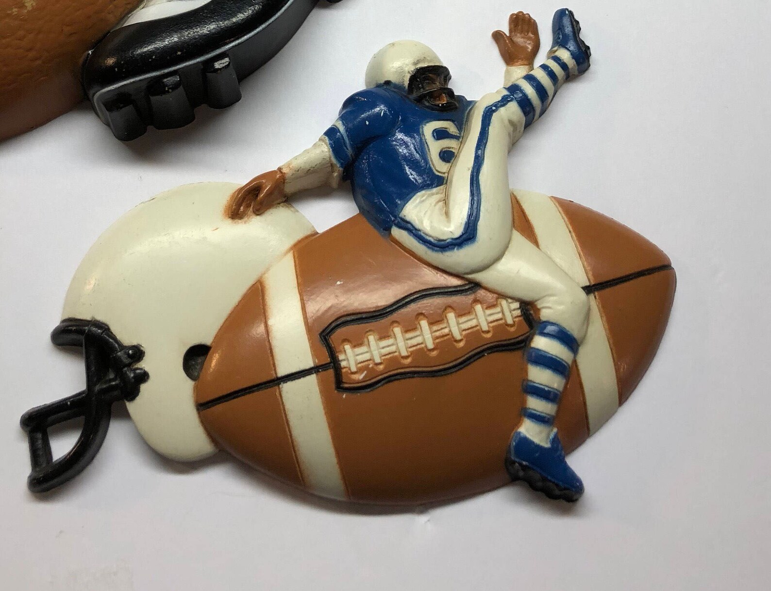 Homco Football Wall Hanging 1991 Sports Wall Plaque Vintage Etsy