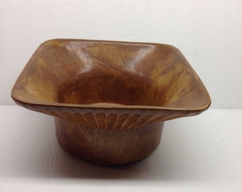 McCoy Planter Nelson McCoy Pottery Floraline 550 Tara Cotta