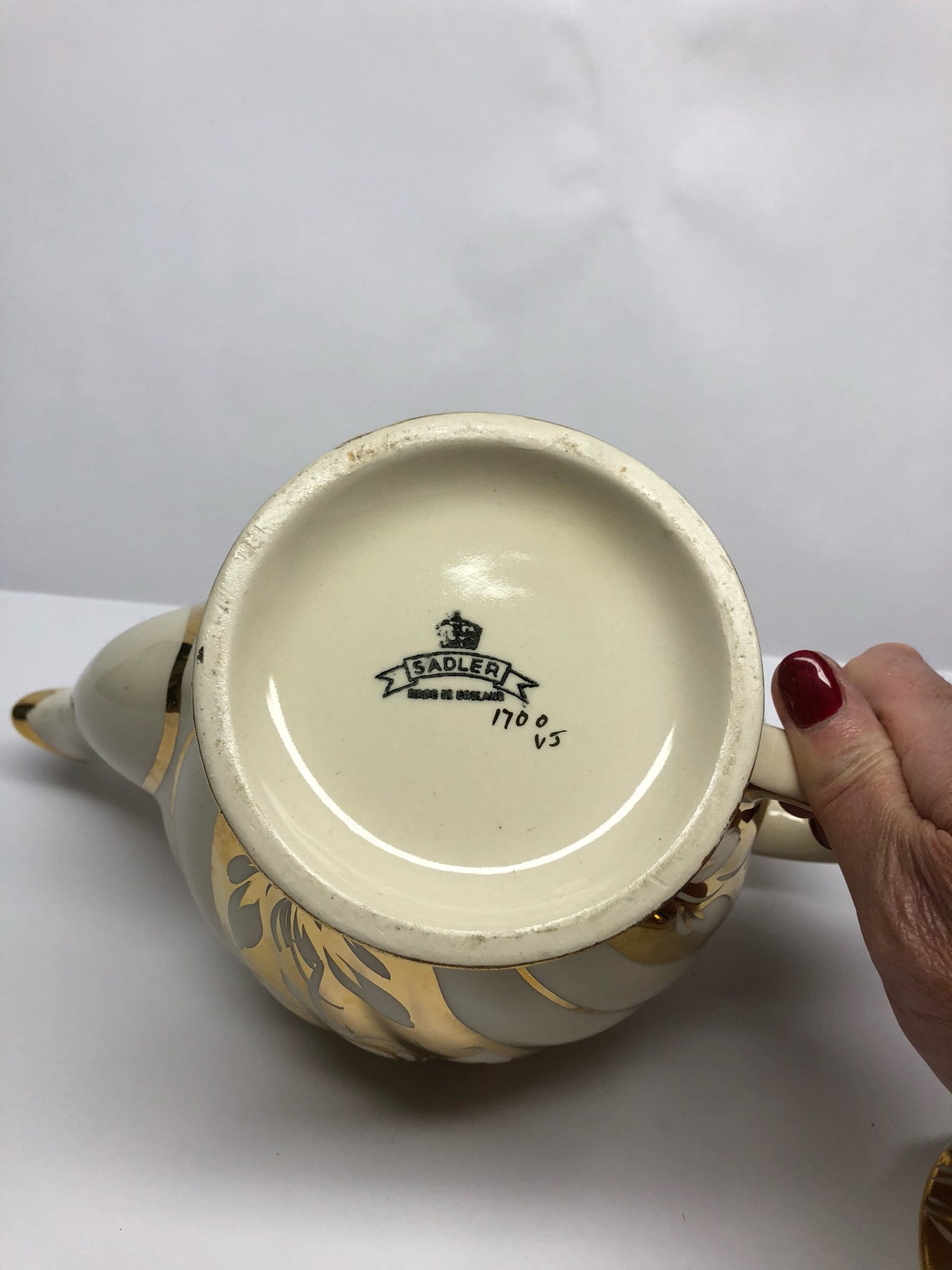 Vintage Staffordshire Sadler Teapot // Made in England // 1700 Etsy UK