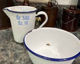 Enamel Medical 6 Inch Bowl and 16 oz Pitcher Measure Medical Cobalt and White Measure 500 Gr, Vg