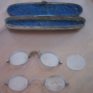 vintage Antique Wire Rim Lunettes à œil En étain monture original boîtier en métal antique