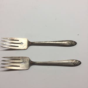 Vintage William A Rogers A 1 Plus Oneida LTD Meat Forks image 8