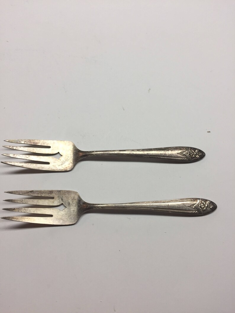 Vintage William A Rogers A 1 Plus Oneida LTD Meat Forks image 8