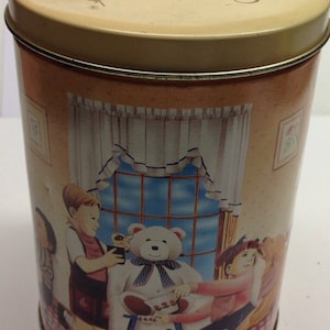 Vintage Hershey Kisses Hometown Series 1990  Canister #5, 1990 Advertising Tin