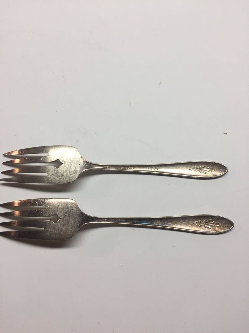 Vintage William A Rogers A 1 Plus Oneida LTD Meat Forks image 7