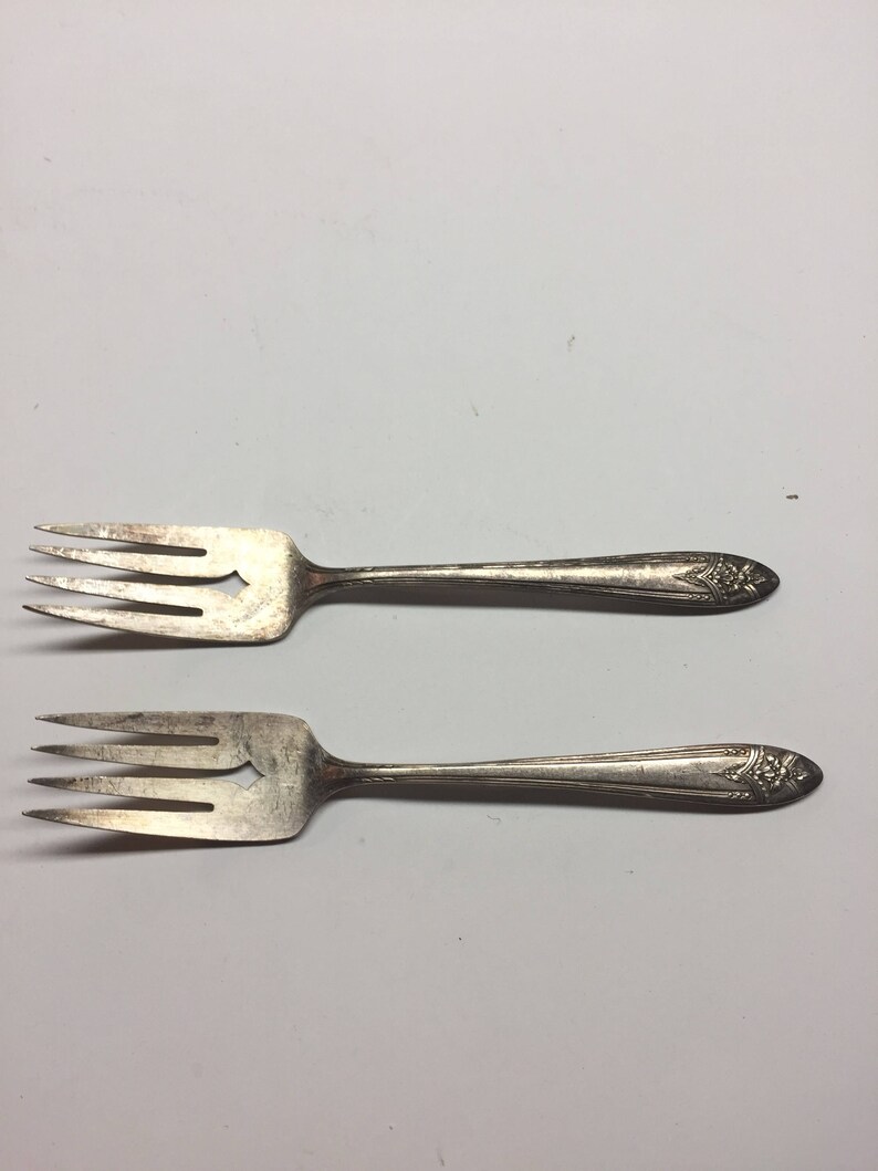 Vintage William A Rogers A 1 Plus Oneida LTD Meat Forks image 6