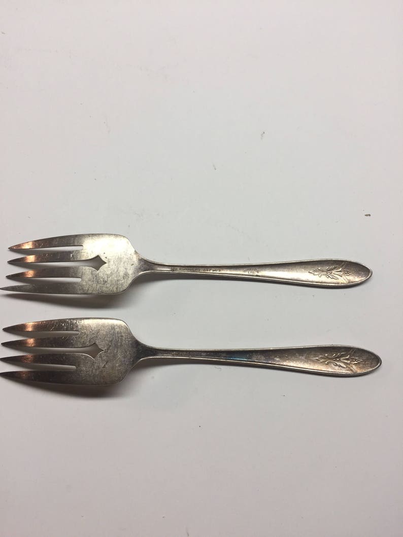 Vintage William A Rogers A 1 Plus Oneida LTD Meat Forks image 5