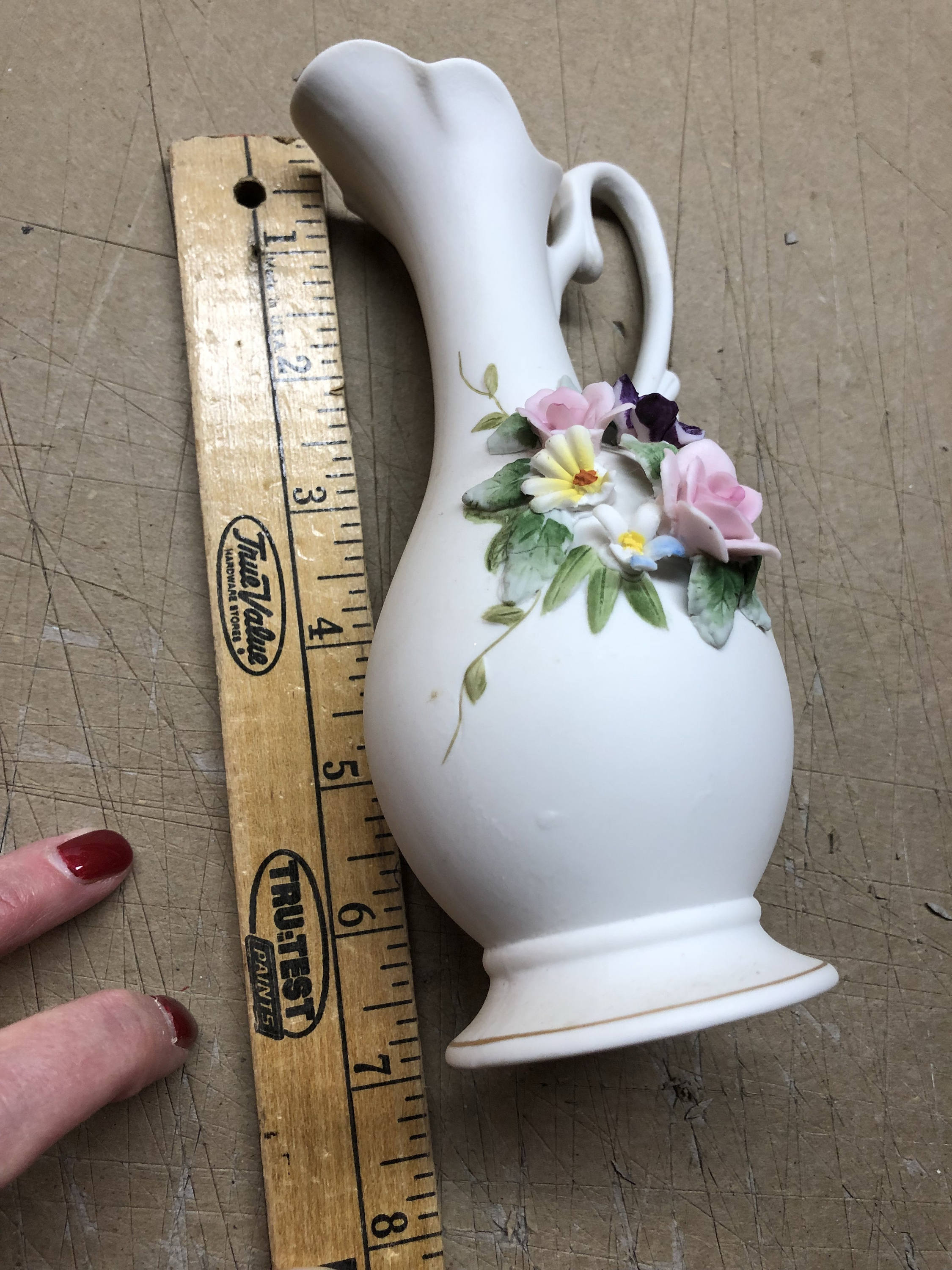 Vintage- Vase Lefton China Number KW829 Hand Painted Bisque