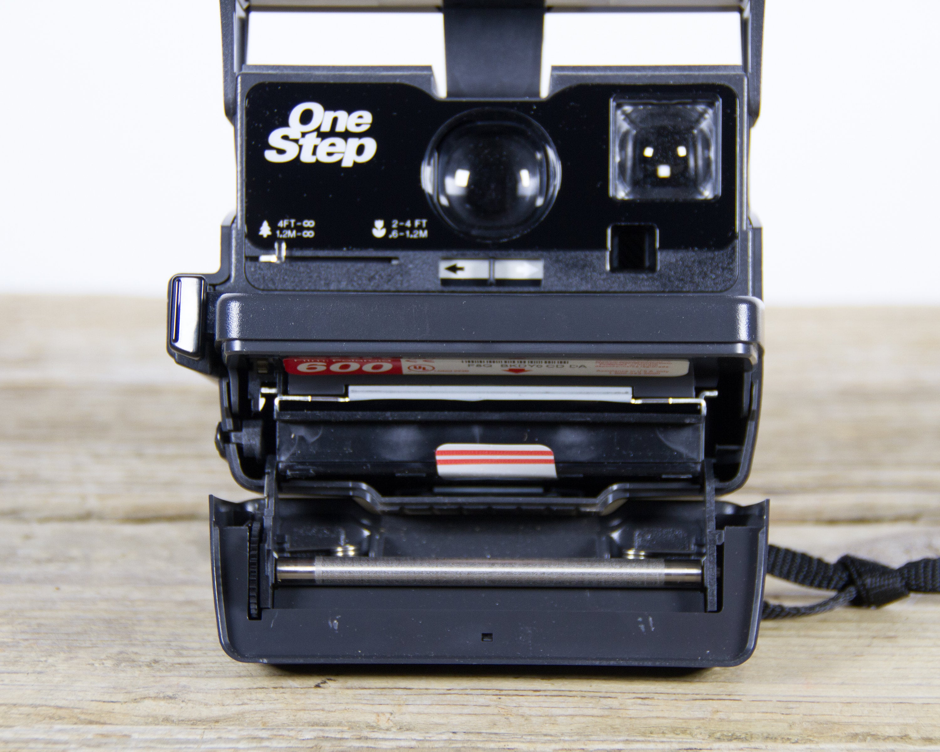 Polaroid Camera / Working One Step Polaroid Camera / Old Polaroid