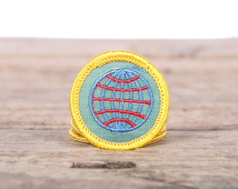Vintage Girl Scout Patch / 1970's Scout Patch World Heritage World Knowledge / 1.5" Girl Scouts Patch / Vintage Patches / Yellow Scout Patch