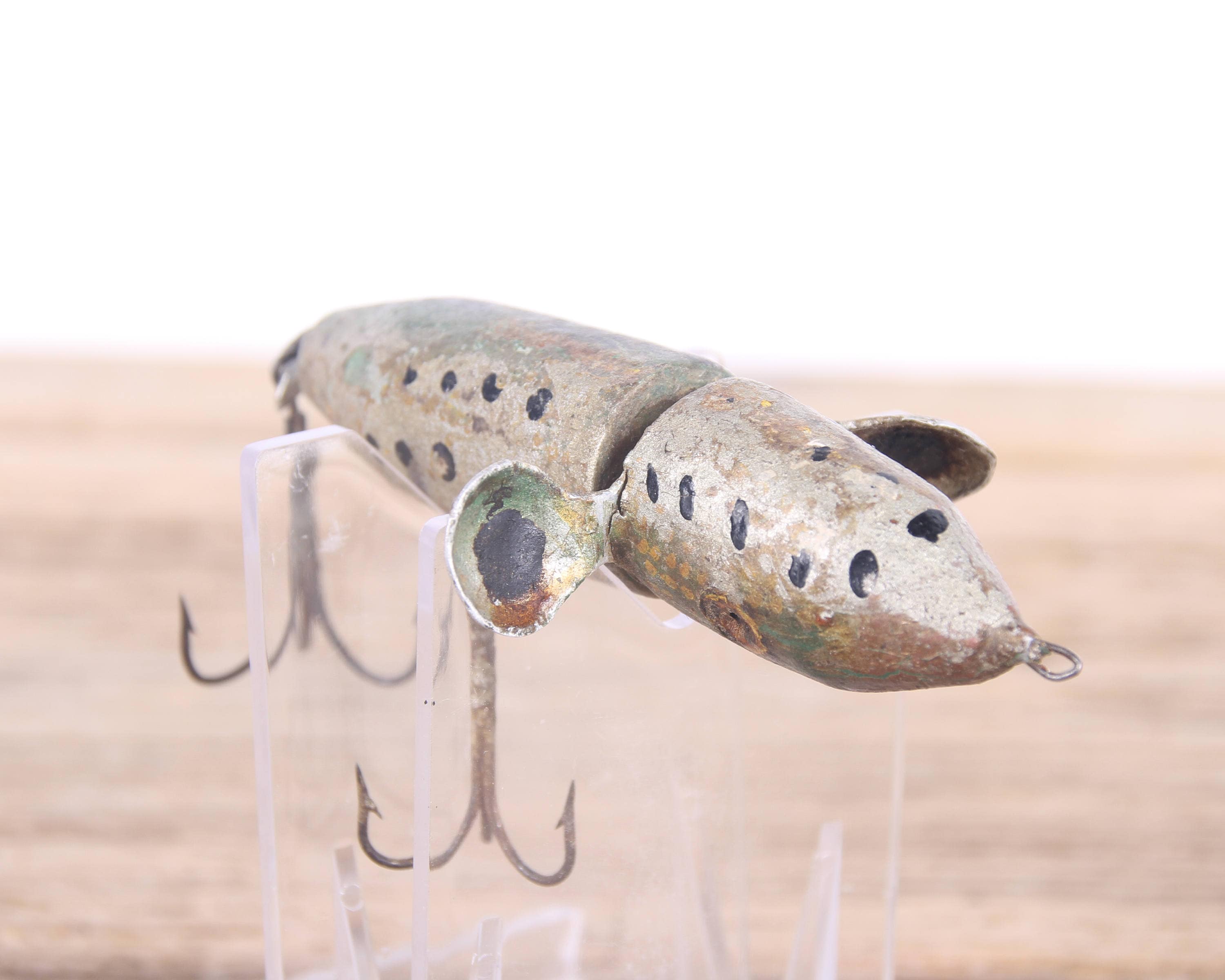 Vintage Wooden Fishing Lure / Wood lure / Fishing Lure / Fishing Decor