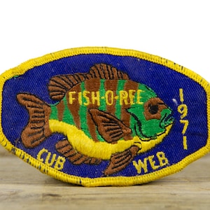 Vintage Boy Scouts of America Fish-O-Ree Cub Web 1971 Patch / 4 &quot;Scout Patch