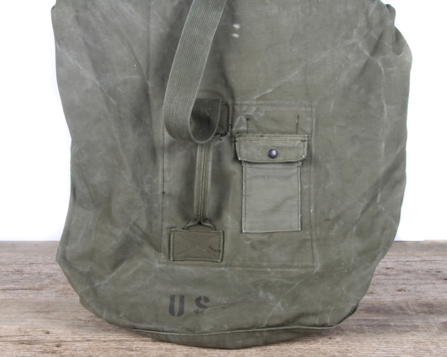 Vintage 1963 Military Duffle Canvas Green Bag / Vietnam Army Bag