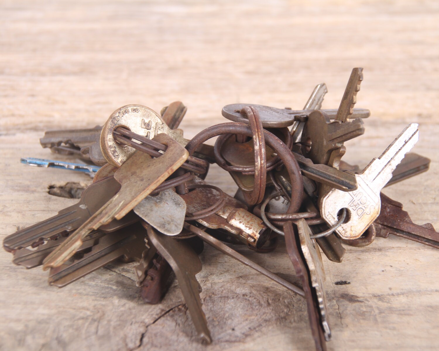Vintage Keys / Antique Key Set / Rusted Keys / Old Keys / Antique Keys
