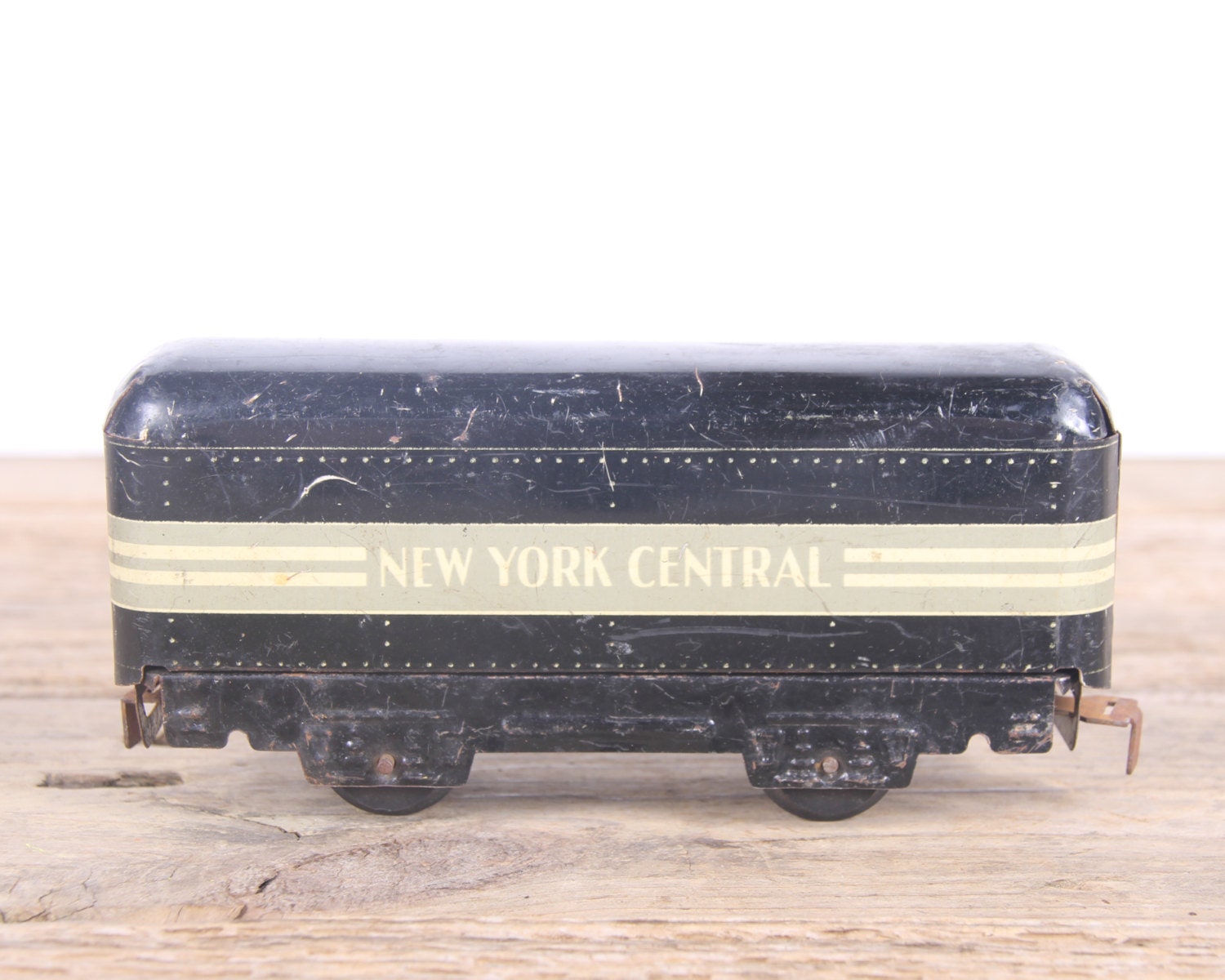 Vintage Metal Train Cars / Louis Marx Train Set Cars / Antique Train Decor / O Scale New Your