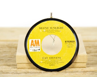 Vintage Cat Stevens "Silent Sunlight" Record Christmas Ornament from 1972 / Holiday Decor / Music Gift / Rock, Folk Rock