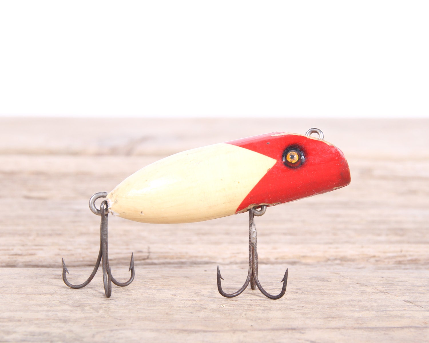 antique wooden fishing lures