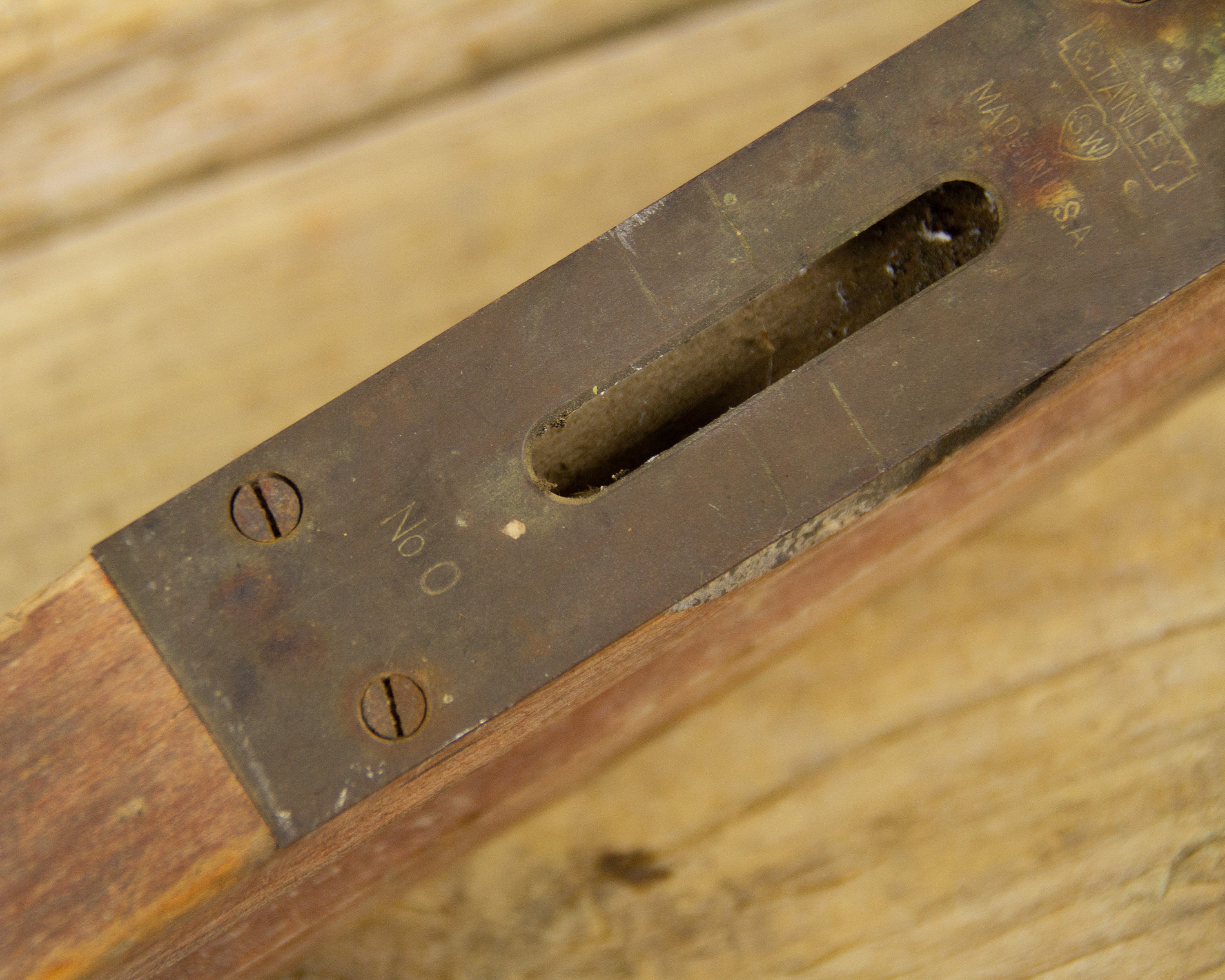 Antique 24 Wooden Level / Stanley No 0 Level / Old Carpentry Tool