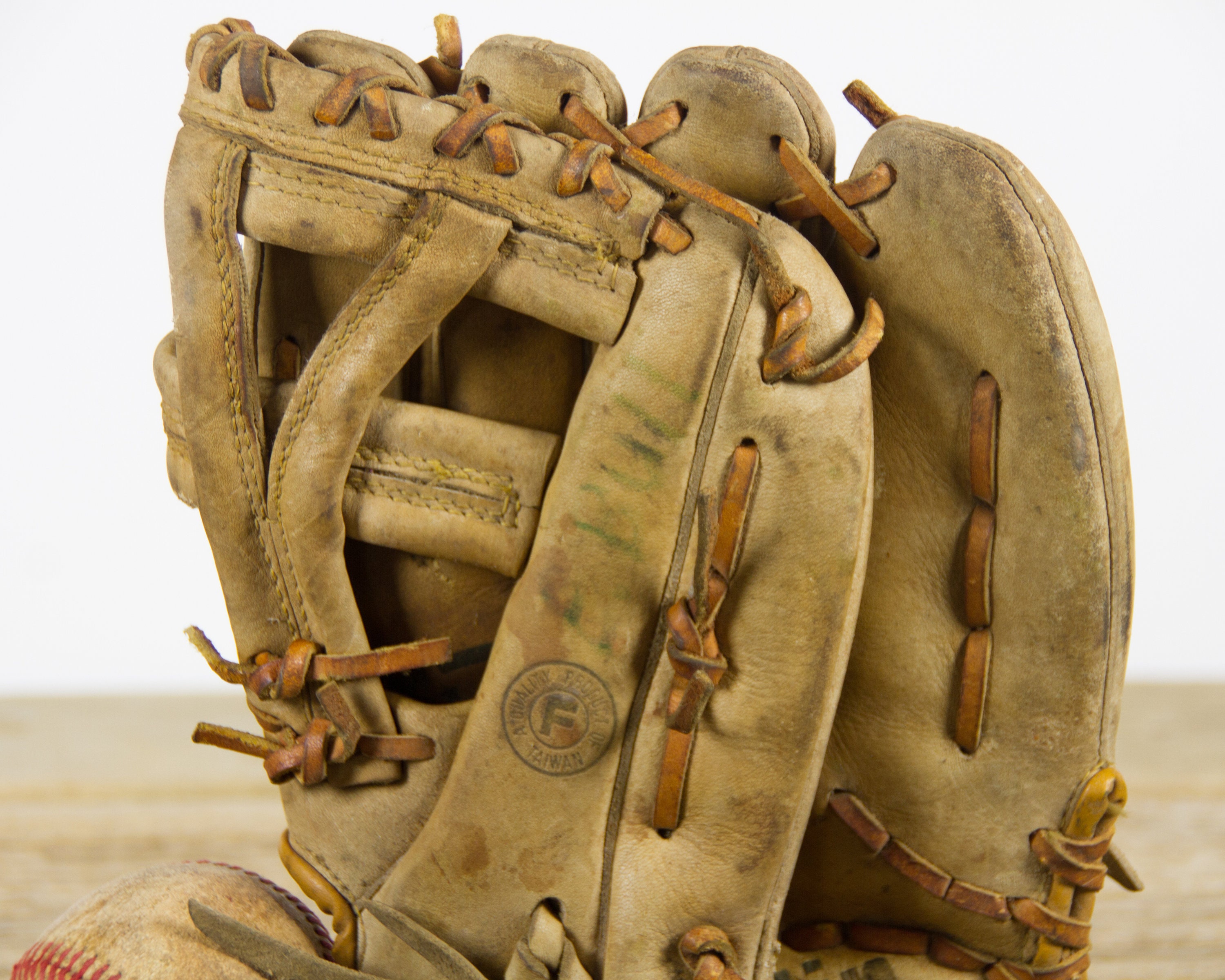 Vintage Leather Franklin Youth Baseball Glove / Antique Leather