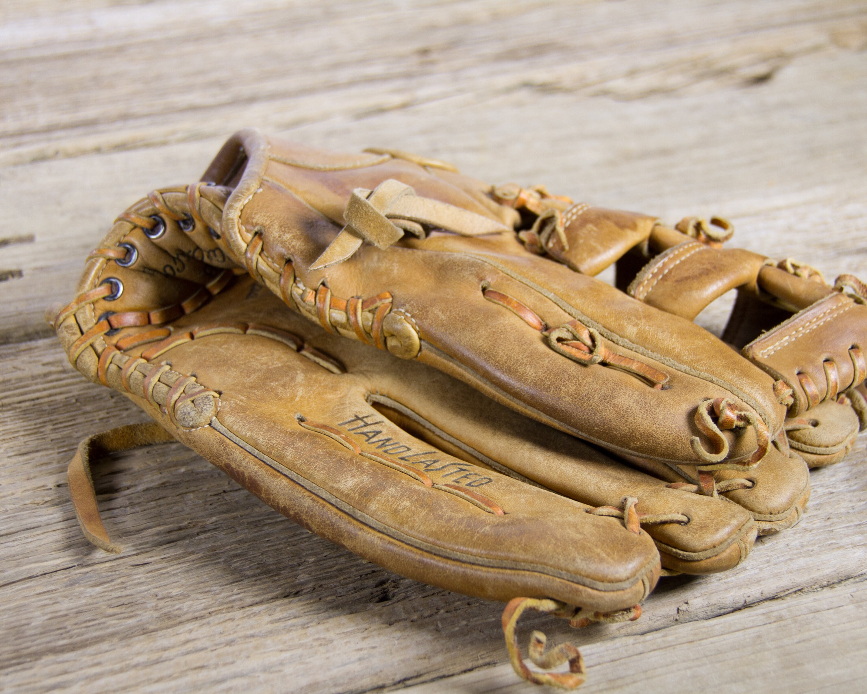 Old Vintage Leather Baseball Glove / MacGregor Pet Rose Glove / Antique