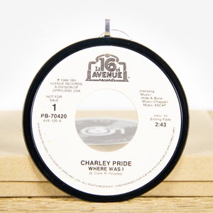 Décoration de Noël avec disque vinyle Charley Pride « Where I Was » vintage de 1988 / Décoration vintage des Fêtes / Country, Folk