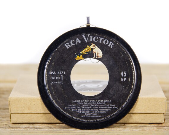 Vintage Elvis "King Of The Whole Wide World" Record Christmas Ornament from 1962 / Vintage Holiday Decor / Rock, Pop / Elvis Ornament