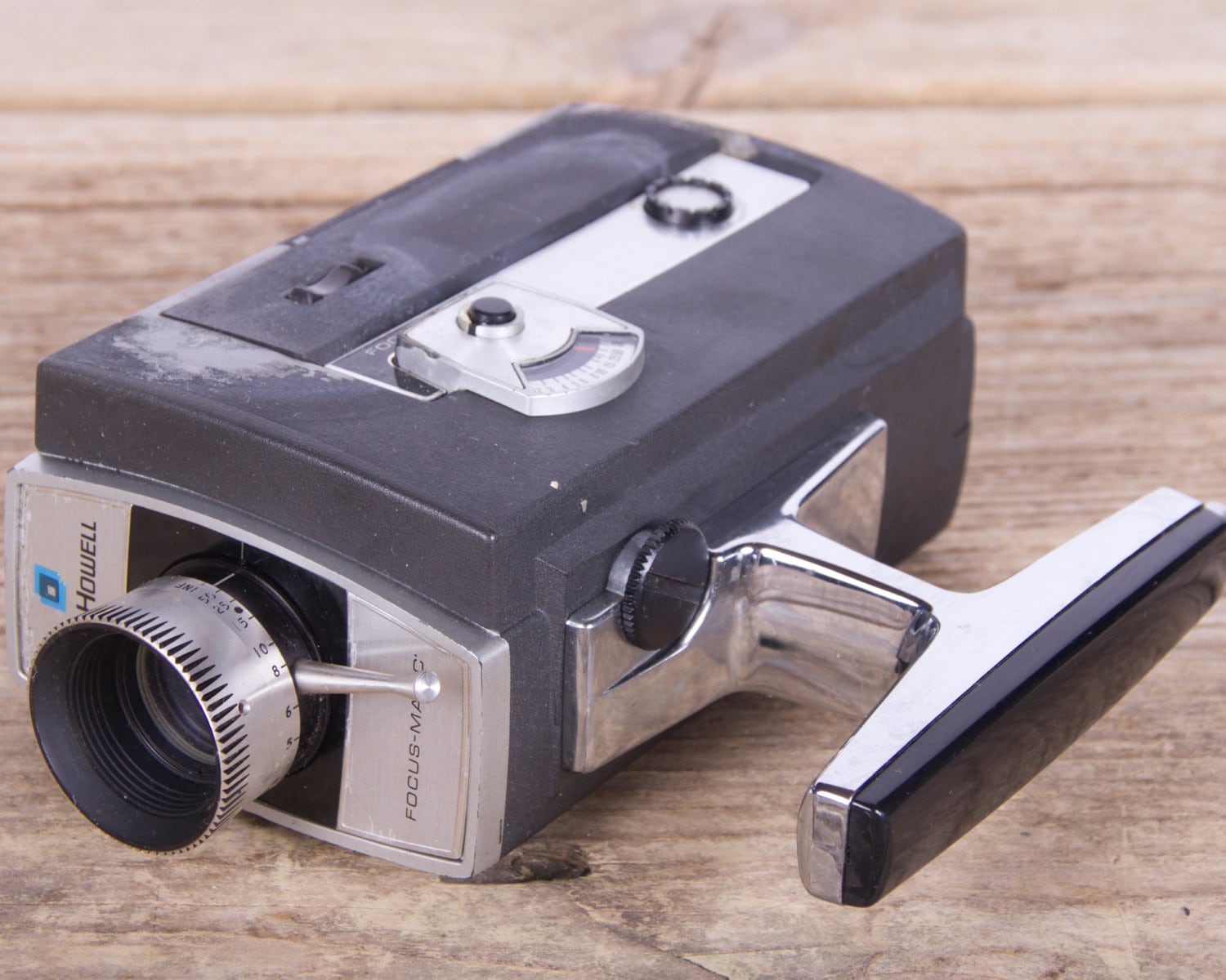 Bell & Howell Movie Camera / Super 8 Movie Camera / 8mm Movie Camera / Old Movie Camera