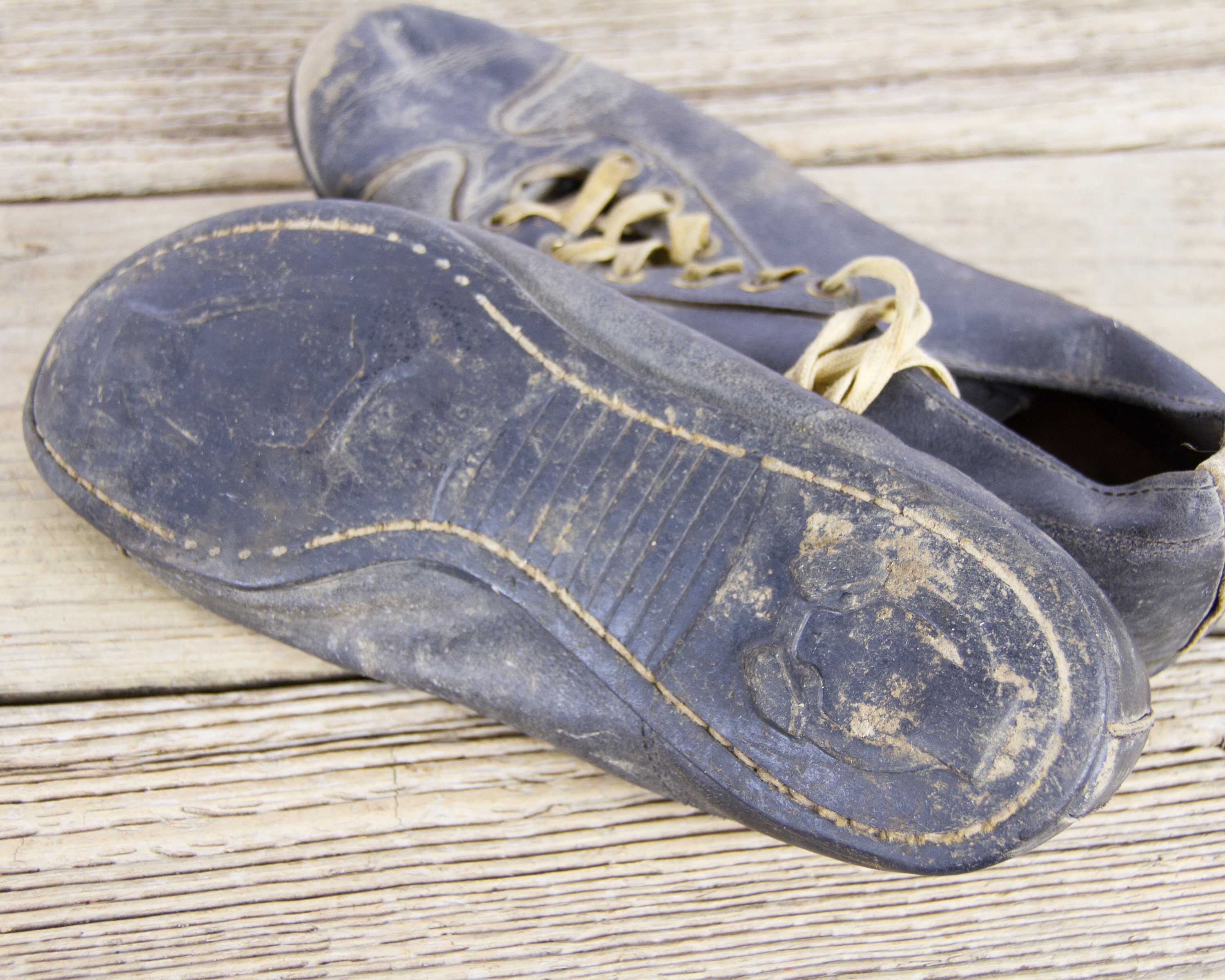 Old Vintage Leather Sport Cleats / Leather Spalding Cleats / Vintage