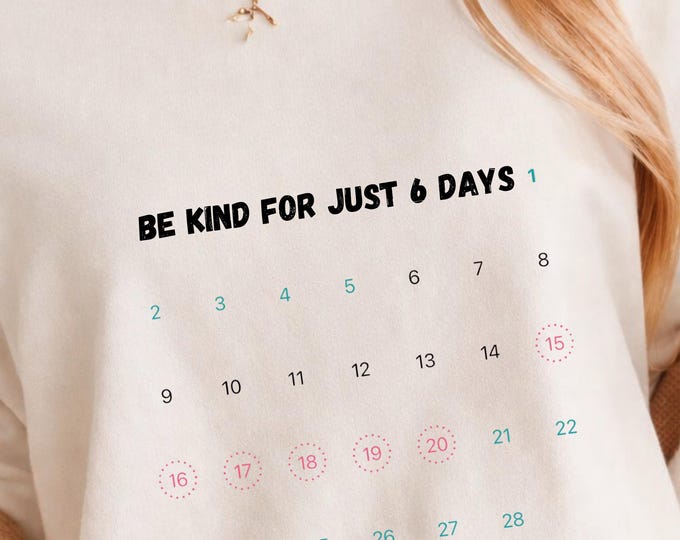 Period Tracker Sweatshirt Cute Cycle Calendar Design Funny Feminine Sweatshirt Aesthetic Women Crewneck Cozy Unisex Sweatshirt