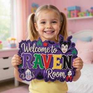 ディズニーヴィランズのパーソナライズされたルームサイン、カスタムネーム入りレイヴンドアデコレーション、3Dマレフィセント・アースラ・クルエラウォールアート、不気味でかわいい子供部屋ギフト 画像 1