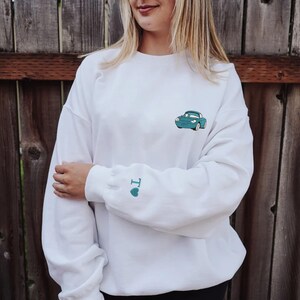 Lightning McQueen and Sally Carrera Embroidered Sweatshirt, Disney Cars Couple Matching Pullover with Initial Heart Sleeve, Fan Gift bild 3