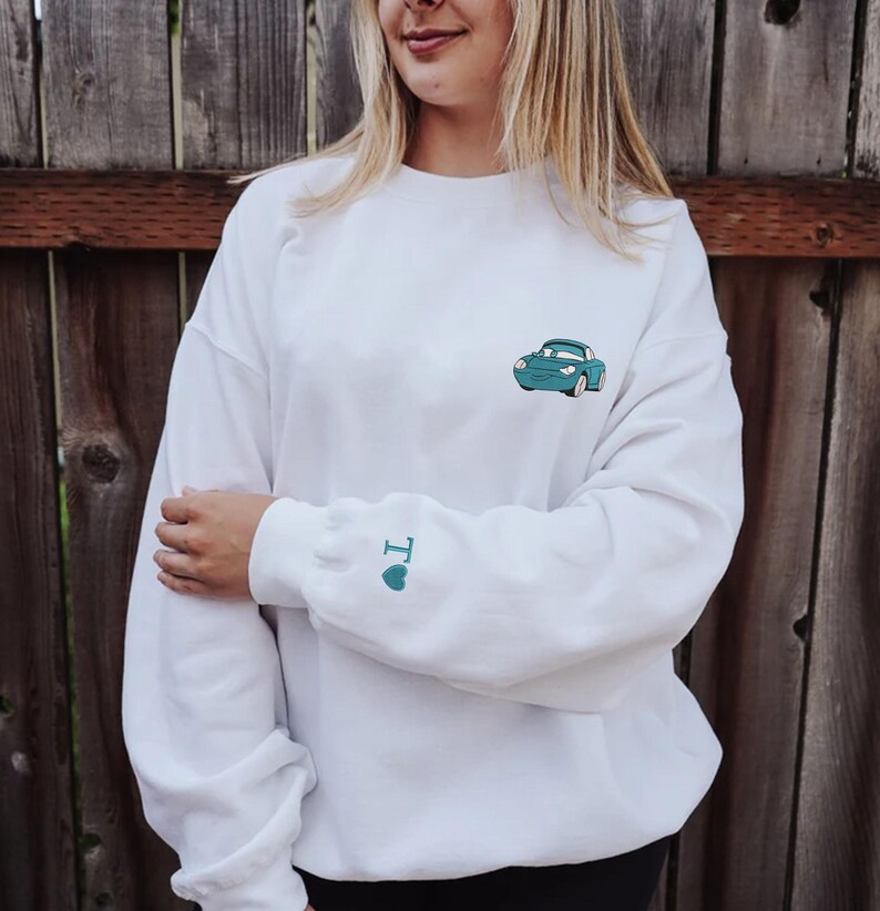 Lightning McQueen and Sally Carrera Embroidered Sweatshirt, Disney Cars Couple Matching Pullover with Initial Heart Sleeve, Fan Gift bild 3