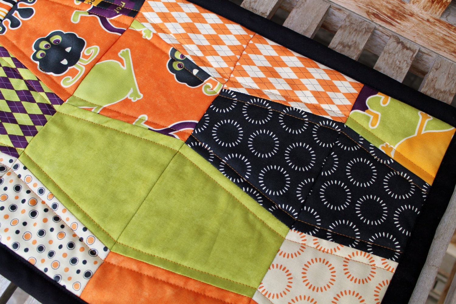 Monster Bash Halloween Hexagon Quilted Table Topper - Etsy