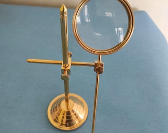 Vintage messing vergrootglas, verstelbare bureauloep, antiek wetenschappelijk instrumentdisplay