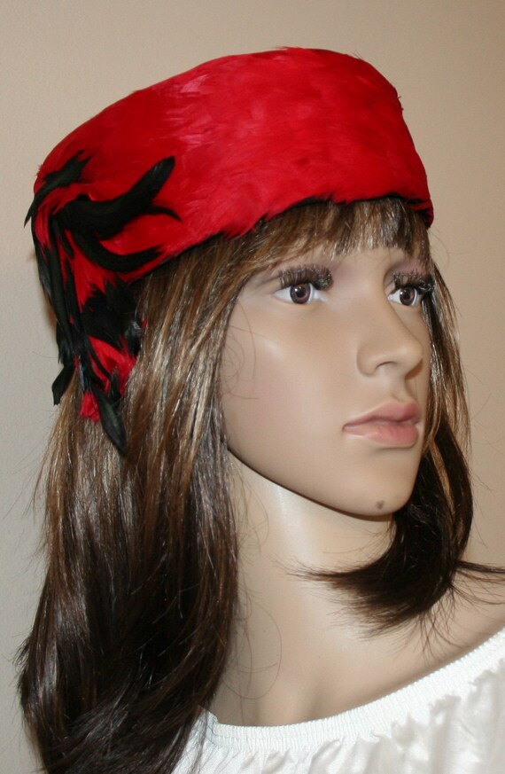 Vintage Red Feather Hat - image 3