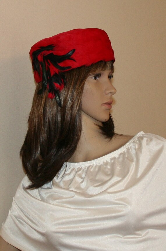 Vintage Red Feather Hat - image 5