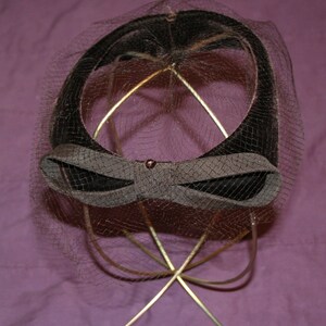 Hat Brown Velvet Fascinator 1950s image 3