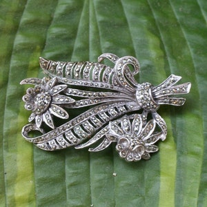 Marcasite Brooch Pin Flower Bunch