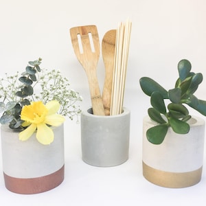 Concrete Planter Round, Succulent Planter, Geometric Planter, Plant Pot, Decorative Concrete, Handmade Planter, Pencil Holder