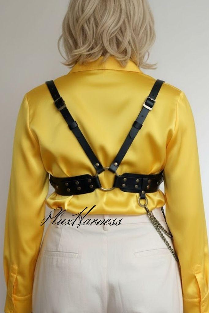 O Ring Chest Harness - Etsy display picture 1