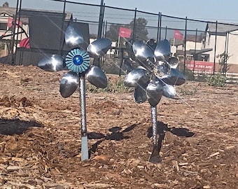 Fork,Knife & Spoon Flowers •Garden Art•Outdoor Decor•Flower Stakes•Metal Art