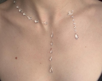 Collar de gota de lluvia flotante en forma de Y: collar de gota de agua de resina transparente, joyería minimalista y etérea