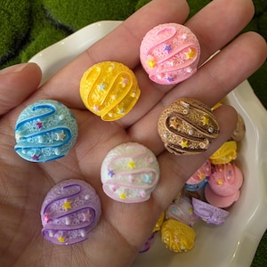 Pastel Cookie Planet Cabochons Set of 6, Resin Faux Macarons, Space Candy Charms, Kawaii Decoden, Craft Supplies, Whimsical Beads