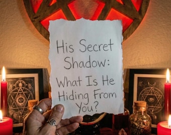 Hetzelfde uur zijn geheime schaduw Wat verbergt hij voor jou Leg de leugens bloot Paranormale liefde Lezen Duistere geheimen onthuld Tarot Same Day