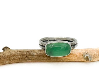 Chrysoprase Ring Sterling Silver Grass Green Gemstone Boho Chic Ring Size 9.25