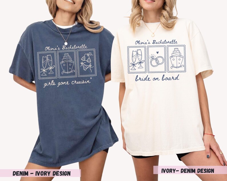Pu&ograve; includere: Due magliette oversize, una blu denim e una avorio, con un design a forma di timbro e testo. La maglietta in denim dice "Olivia's Bachelorette" e "girls gone cruisin'" con calici di champagne, una nave e un vestito. La maglietta avorio dice "Olivia's Bachelorette" e "bride on board" con calici di champagne, anelli e una nave.