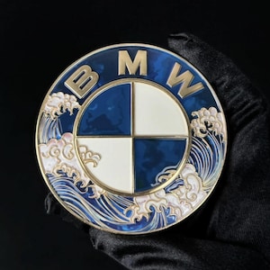 BMW Wave Emblem Badge | BMW Logo op maat | Cadeau voor autoliefhebbers | Garagedecoratie | Premium metallic embleem